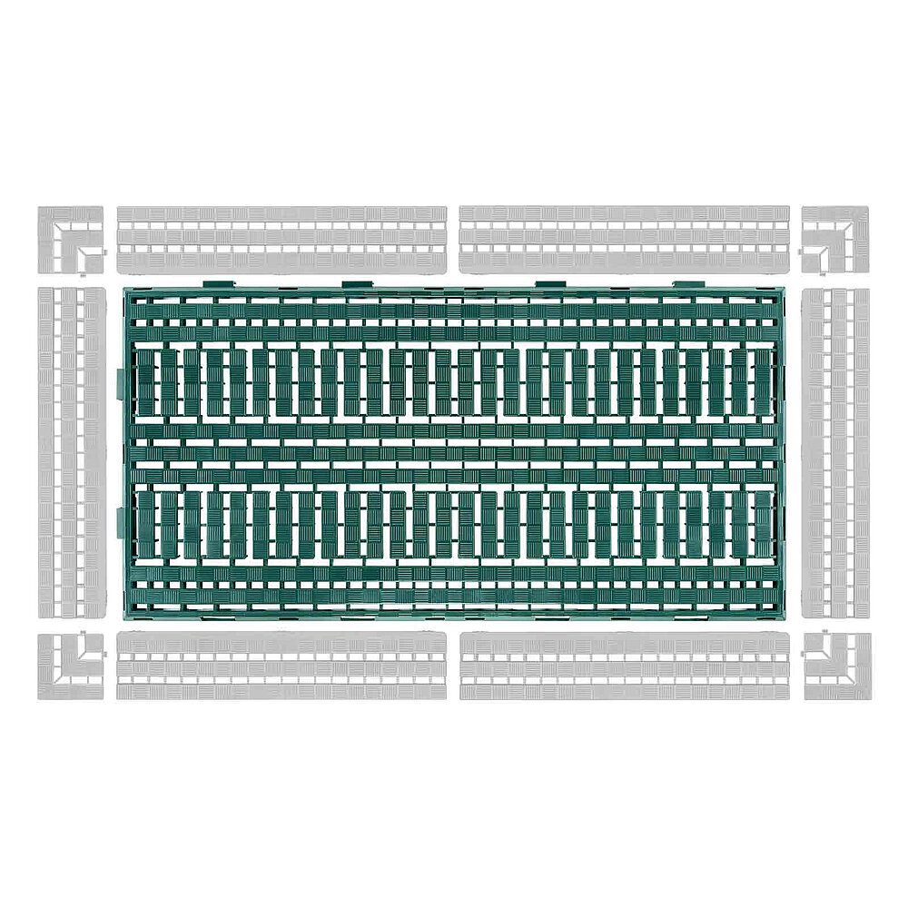 1 grüner Bodenrost aus Kunststoff mit 6 Auffahrkeilen und 4 Eckelementen, freigestellt auf weißem Hintergrund